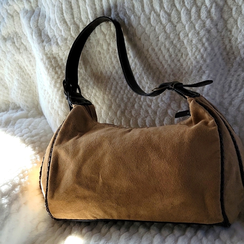 Relic hobo style suede bag. Tan
